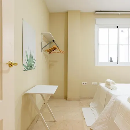 New Gr0-flat With Private Backyard In Center * Malaga