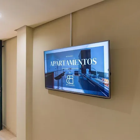 New Gr0-flat With Private Backyard In Center Apartment
